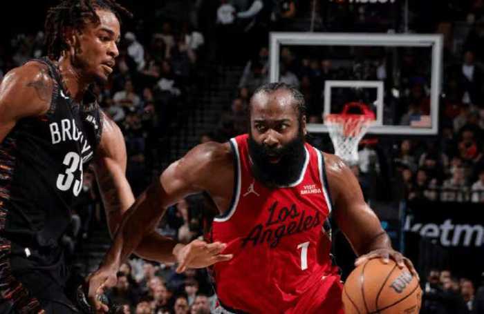 鲍威尔交易迎来反转？近4战场均18+5，三分15中11，小卡迎来绝配