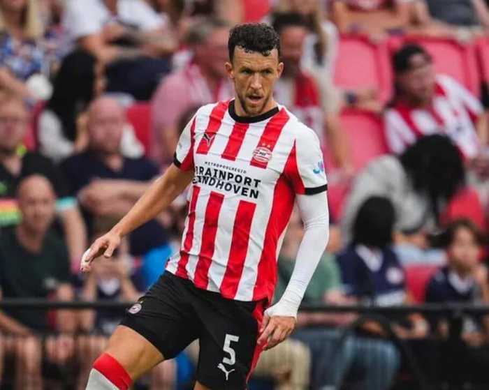 国米首报价佩里西奇遭拒，转会取决埃因霍温决定