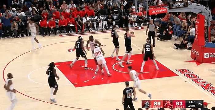 杜兰特干拔中投再进，开拓者近四分钟不得分再次喊下暂停