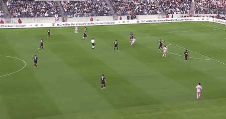 轻巧破门助球队客胜，梅西离900球里程碑只剩一步